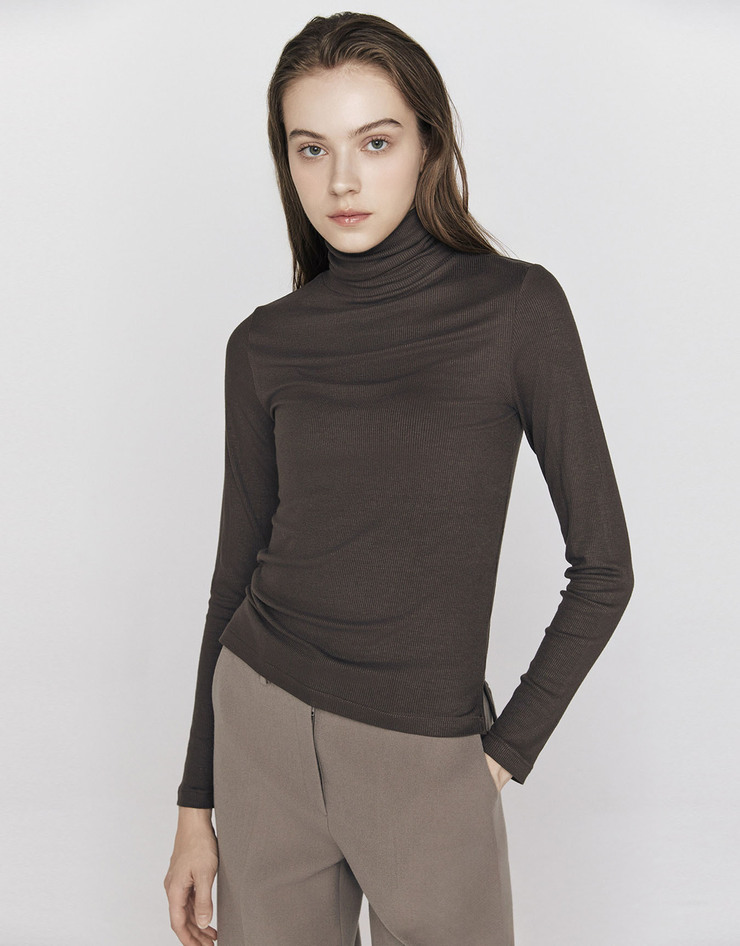 지오다노 여자 가을 <b>슬림</b>핏 골지 스판 슬릿 터틀넥 긴팔<b>티셔츠</b> 325920