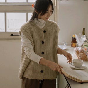 로나 오버핏 하찌니트 베스트[6DA32271HN,라운드넥,베스트,루즈핏,하찌니트,아우터,니트,조끼,도톰,겨울,가을]