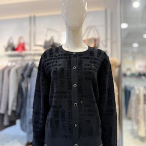 [크로커다일레이디]로고 자가드 라운드 가디건 CLEWSW211