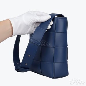 보테가베네타 카세트 폰홀더 729298 VBWD3 4102 34931