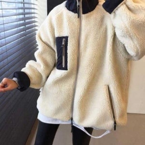 [하프클럽] ONM 여자 겨울 여행 트윈룩 아우터 양면 디자인 후리스