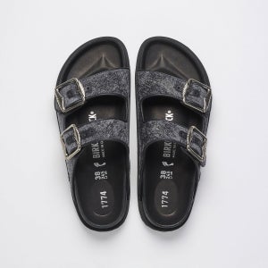 1774 아리조나 벨벳 벨벳 Aged Velvet Black