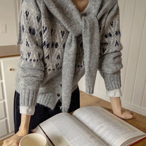 6DA32310YH_슈리 다이아패턴 가디건(숄SET)[라운드넥,가디건,다이아패턴,라운드가디건,숄,세트,세트구성,패턴,나염,겨울,가을]