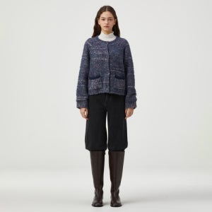 [써스데이 아일랜드] 라운드넥 부클 니트 가디건_T258MCD258W T258MCD258W