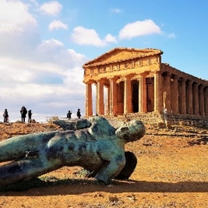 [블프][설연휴출발] 그리스/튀르키예(터키) 9일 중간항공이동3회 아테네 에기나섬 파묵칼레 안탈리아 카파도키아 이스탄불시내호텔숙박1박 터키항공 인천출발