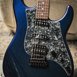 James Tyler JTG Series MK1 SSH-Chameleon w/Rosewood FB, Matching Headstock, Black HW, Midboost & Byp