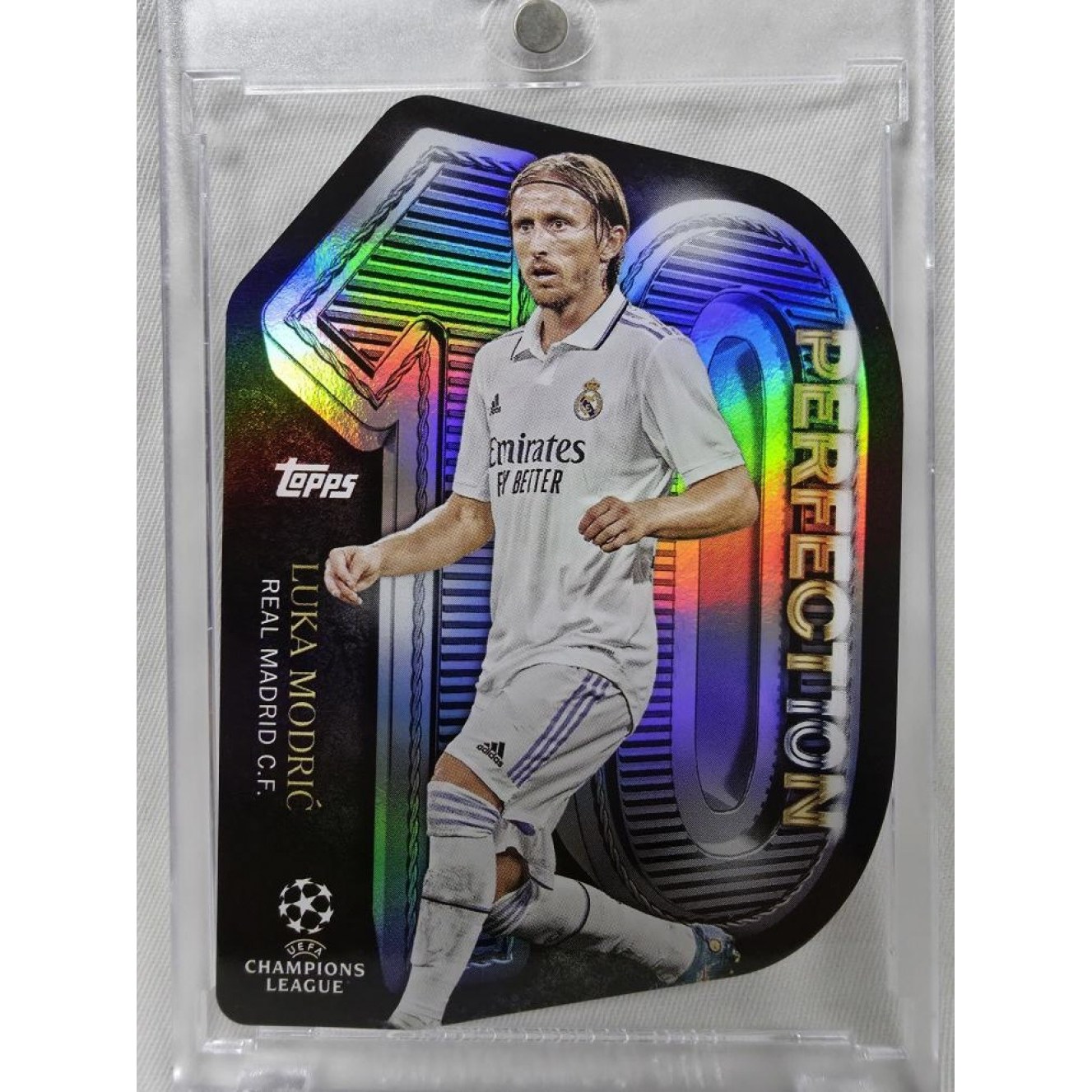 2022-23 TOPPS UEFA CLUB COMPETITIONS 루카 모드리치 PERFECTION 유럽 챔피언스 리그 축구 스포츠 포토 카드  1개
