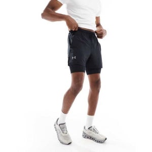 언더아머 런치 5인치 2in1 쇼츠 반바지 인 블랙 11120613 143327279