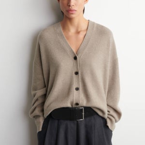 [COS 코스] 캐시미어 브이넥 가디건 (1323226001)