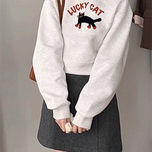 (밍크) 럭키 캣 세미크롭 맨투맨