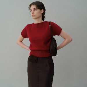 [아우브아워] [9차 재입고] boat-neck half knit (deep red)