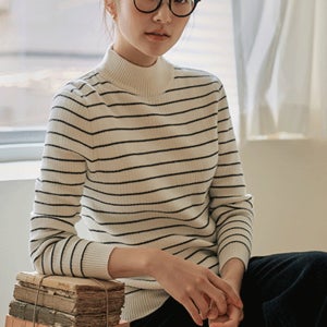 5DA32372JJ_한파대비 융기모 줄지 반목니트[데일리,캐주얼,니트,반목니트,하프넥,줄지니트,패턴니트,융기모니트,겨울니트,니트웨어,얇은줄지,단가라,스트라이프,도톰,포근,따뜻,보온