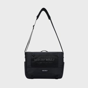 플라이트 V2 메신저백 블랙