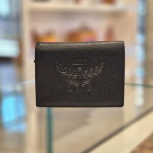 [MCM] Himmel 엠보스드 로고 레더 스냅 반지갑 (MYSESAC03BK001)