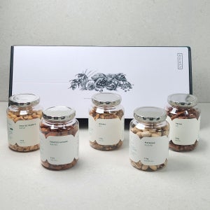 신선한 견과류의 깊고 고소한 풍미 견과 5종 선물세트