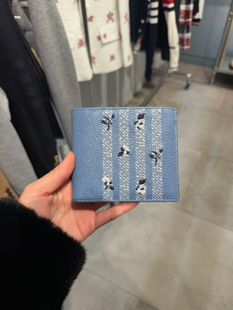 톰 브라운 페블 그레인 반지갑