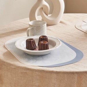 [롯데백화점] 로라애슐리 헤밍웨이 투명 실리콘 테이블 매트 43.5x28.5cm LE1220744311