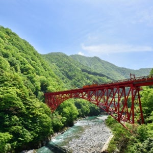 [하나투어] 알펜루트 도야마 가나자와 5일 토롯코열차