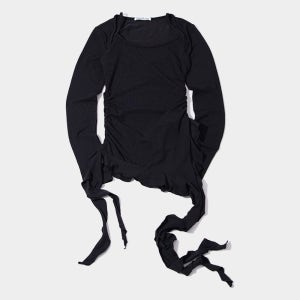 [플레이스 스튜디오] 사이드 셔링 프릴 나시 레이어드 슬림핏 롱 슬리브리스 [블랙]