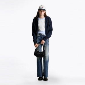 광고 메인 이미지