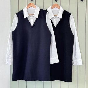 [다잇템_패션] 여성 셔츠형 코디 V넥 하객용 화이트 원피스