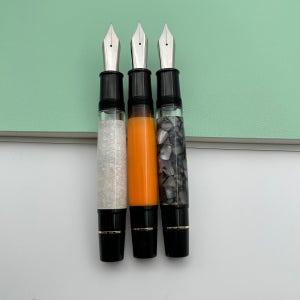 MAJOHN P139 BOCK NO.8 F 펜촉 대형 피스톤 만년필 경질 고무 혀 모든 구리 피스톤 필기 펜 Limited Black Rock!