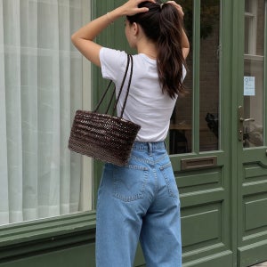 [드래곤 디퓨전] [29CM단독] 미니 플랫 고라 롱핸들 8809 Dark Brown 드래곤백