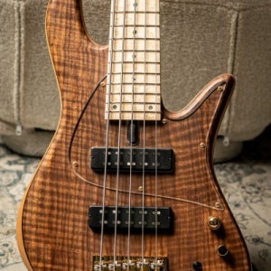Fodera Emperor 5 Standard Special LTD-Walnut Flame Top w/Birdseye Maple Fingerboard & Trans Pickguar