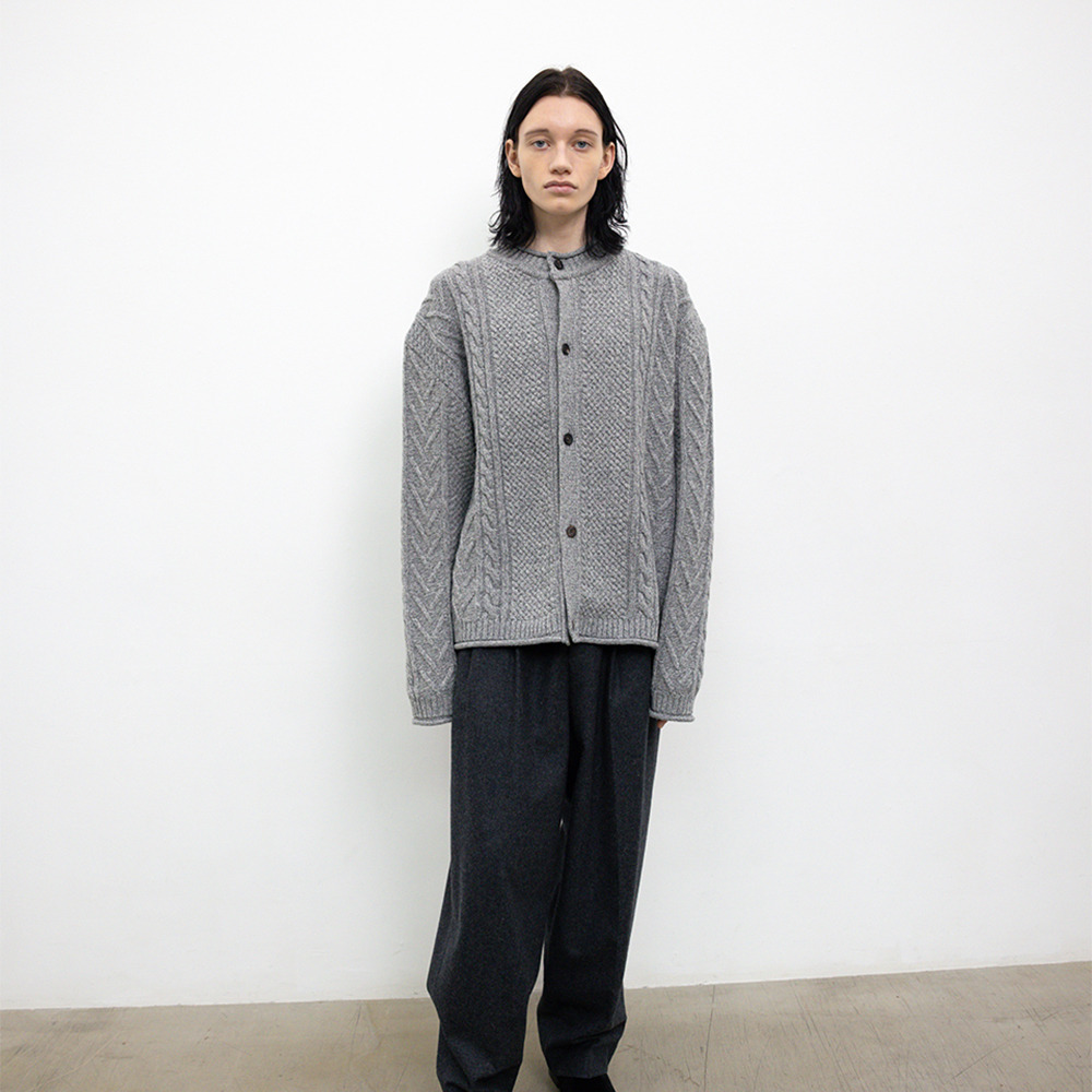 [르셉템버] TWISTED ROUND NECK CARDIGAN [GRAY]