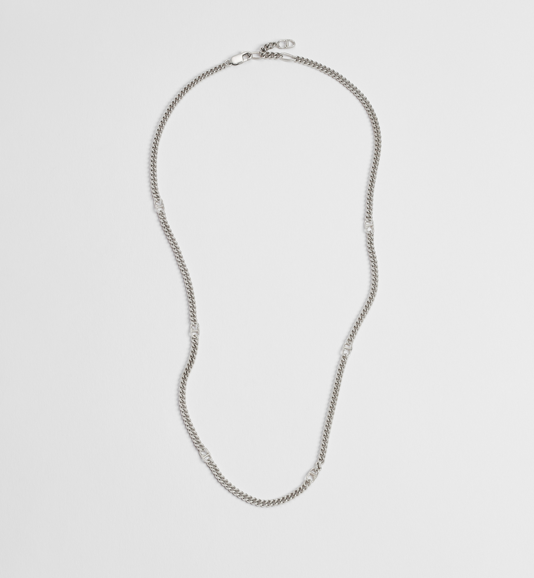 디올 CD ICON 목걸이 (업데이트된 모델)