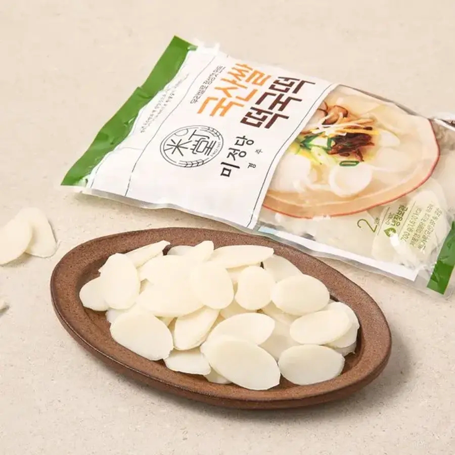 CJ CheilJedang Mijungdang Korean Rice Sliced Rice Cakes for Tteokguk 700g