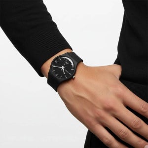 스와치 파워 트래킹 모노 블랙 우레탄 시계 SO29B704 POWER TRACKING MONO BLACK 공용 우레탄시계 1621678 150512686