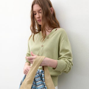 [아틀리에 나인] CUTOUT OBLIQUE KNIT (T-7131)