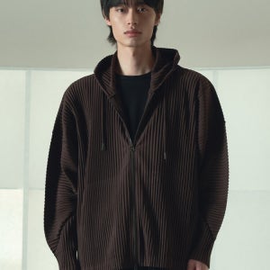 [요요기 플리츠 바이 티엔지티] Yoyogi Pleats Hooded Zip-Up (Brown) TNJU6E107W2