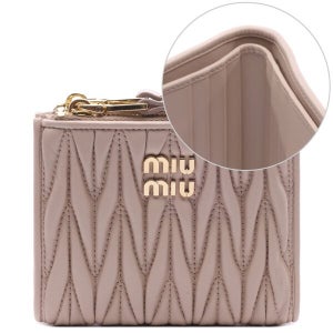 미우미우 26SS 여성 마테라쎄 스몰 반지갑 (5ML024 AFPP F0236 26S)