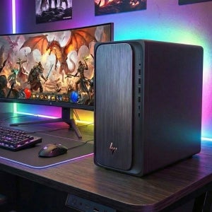 HP 옴니데스크 M03-0038KR RX9060XT 인텔 AI U5-225 D5 16GB 2TB 윈도우11홈 듀얼모니터 미니타워 사무 업무 그래픽 데스크탑 P