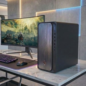 HP 옴니데스크 M03-0038KR RTX5050 인텔 AI U5-225 D5 64GB 2TB 윈도우11프로 듀얼모니터 미니타워 사무 업무 그래픽 데스크탑