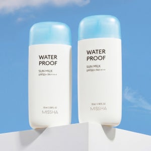 [미샤] [2개] 올 어라운드 세이프 블록 워터프루프 선 밀크 70ml J3272