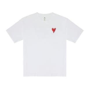 [롯데백화점] 컨버스 루즈 핏 그레픽 티셔츠 화이트 UCH618-001 LE1219785008