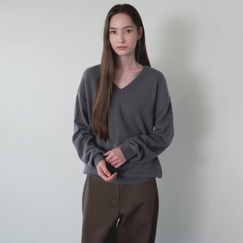 [토르테] Wool V-Neck Knit Steel blue