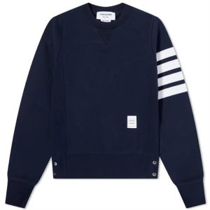 톰브라운 [밀라코/국내발송] 톰브라운 여성 4선 RWB 탭 맨투맨 FJT002A 00535 415