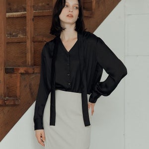 [드헤베] Camila Tie Silky Blouse [Black]