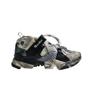 리복 유전자 변형 펌프 더티 퓨리 그레이 스니커즈 x 베트멍 100566023