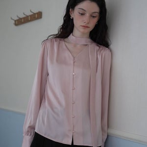 [드헤베] Camila Tie Silky Blouse [Pink]