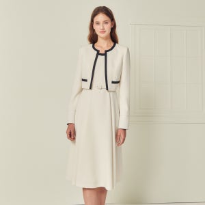 [JJ지고트] 배색 플레어 원피스 +재킷 세트 (CREAM) GS2A0OP141