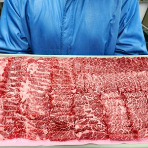 국내산 1등급 소 한마리 모둠1kg(꽃등심,채끝살,갈비살,부채살)+허브솔트구성