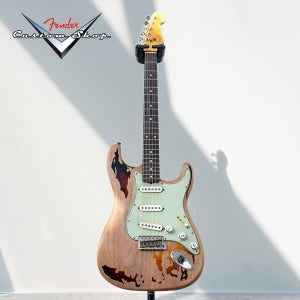 RORY GALLAGHER STRATOCASTER HEAVY RELIC – 3 TONE SUNBURST [R132434 / 2024년식]