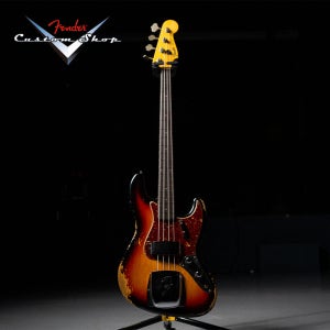 B4 61 JAZZ BASS HEAVY RELIC – SUPER FADED/AGED BLEACHED 3 TONE SUNBURST [CZ582317 / 2024년식]