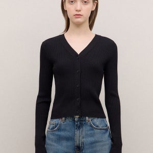 [롯데백화점] 시스티나 리브드 브이넥 크롭 가디건 -ASKCDO31040 LE1219769660