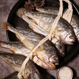 (연수굴비)  영광굴비 부세보리굴비 특대사이즈  - 부세보리굴비 900~1200g / 28~30cm내외 / 5미 & 1800~2400g / 28~30cm내외 / 10미